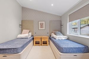 Photo 20- click for photo gallery